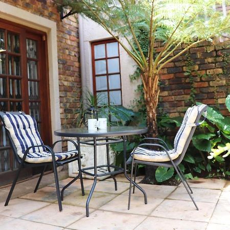 Green Scape Flatlet Pretoria Bagian luar foto