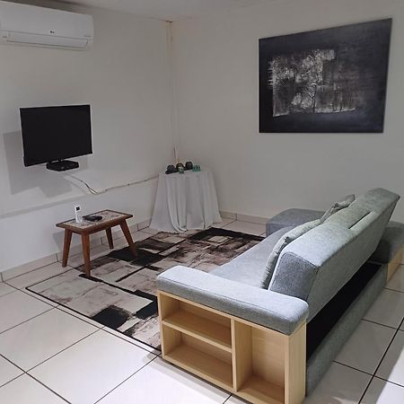 Green Scape Flatlet Pretoria Bagian luar foto