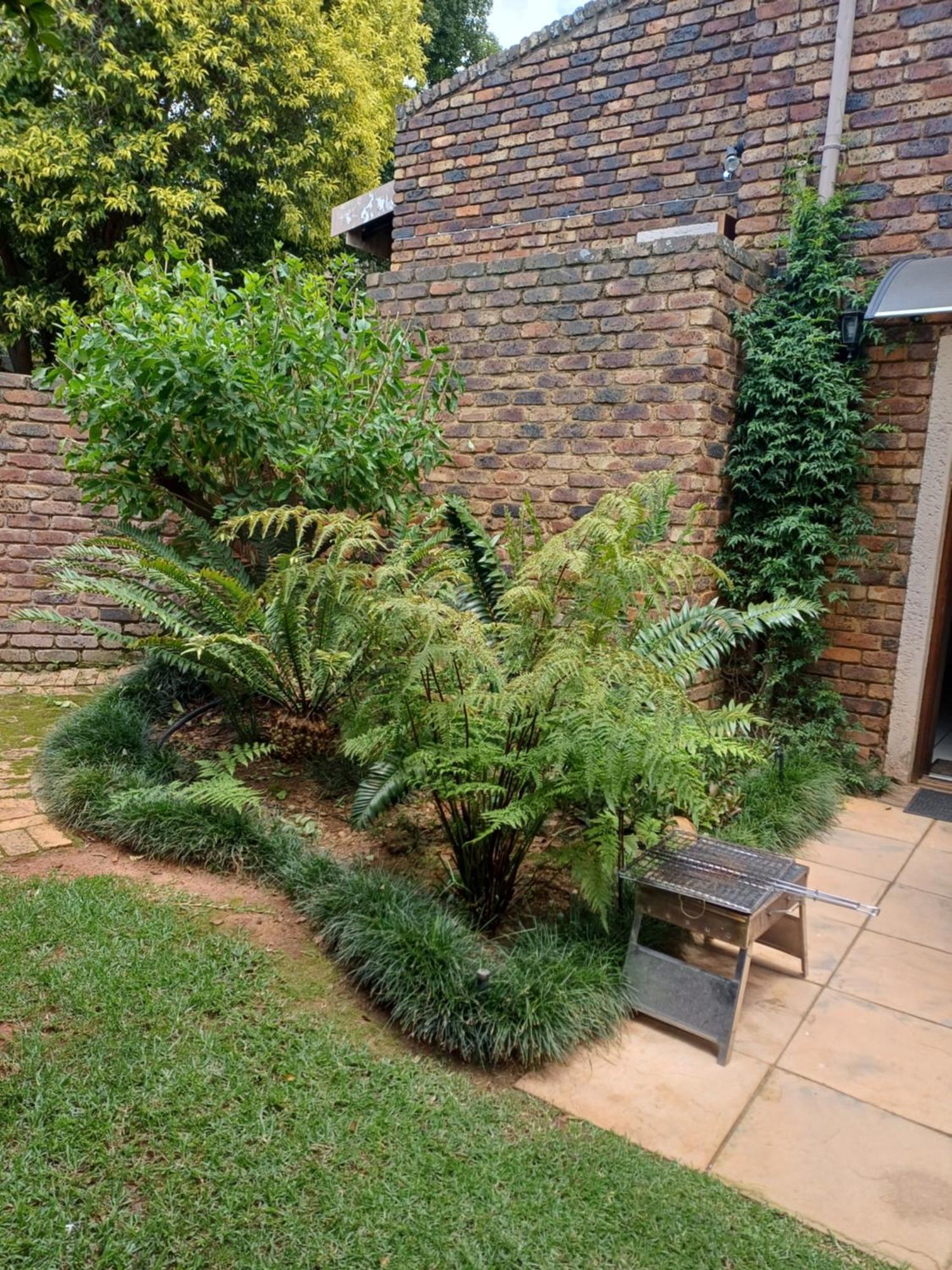 Green Scape Flatlet Pretoria Bagian luar foto